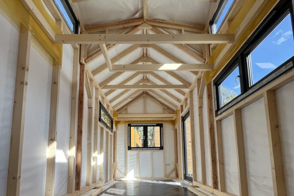 maison en bois en finition hors d'eau hors d'air